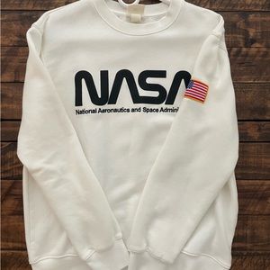 Cozy NASA Crewneck (NWOT)